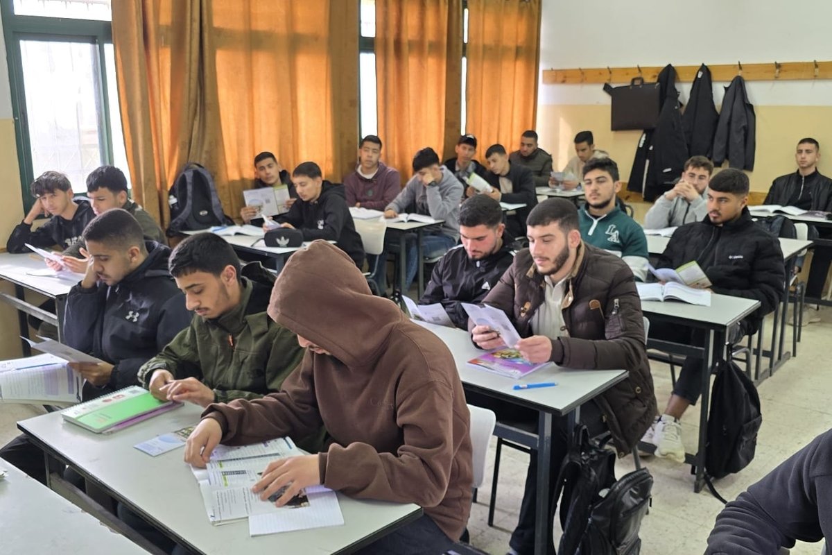 Hisham Hijjawi College Continues Career Guidance Visits at Al-Salam and Jenin Industrial Schools